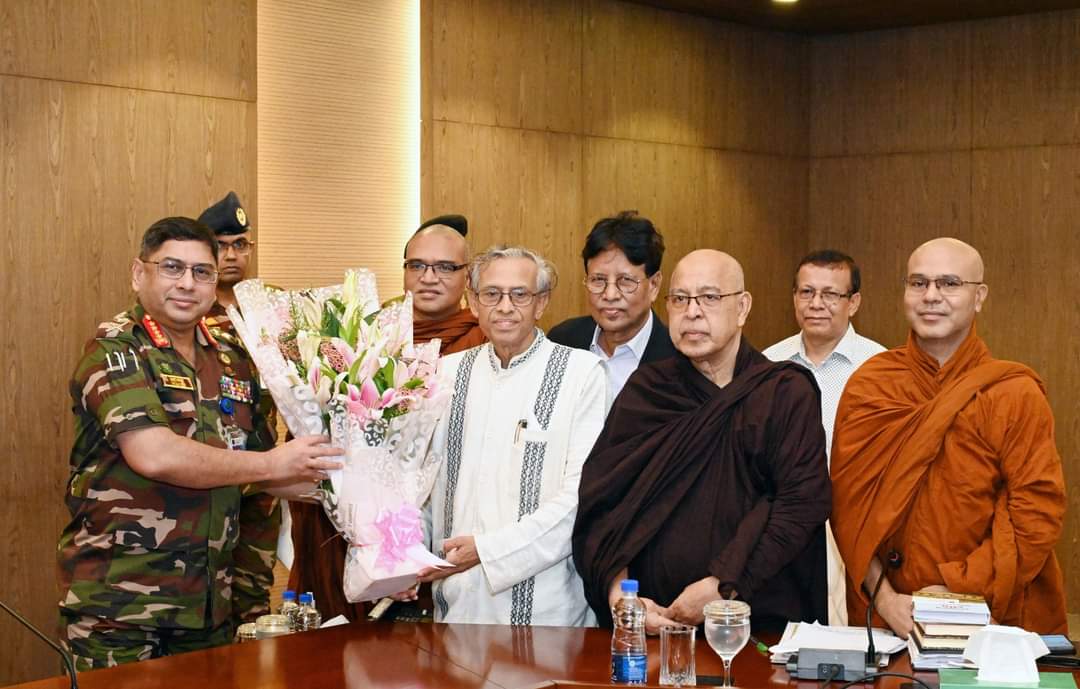 সেনাবাহিনী প্রধানের সাথে সৌজন্য সাক্ষাৎ করেন বাংলাদেশ বুদ্ধিস্ট ফেডারেশনের প্রতিনিধি দল