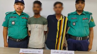 মন্দিরের দানবাক্স ভেঙে চুরির ঘটনায় চুরির টাকাসহ দুইজন আসামিকে গ্রেফতার করেছে সিএমপির কোতোয়ালী থানা পুলিশ
