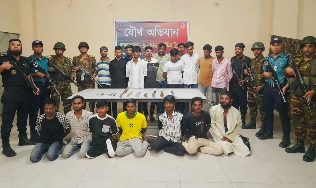 বাংলাদেশ সেনাবাহিনীর যৌথ অভিযানে কিশোর গ্যাং এর ৪৫ সদস্য গ্রেফতার