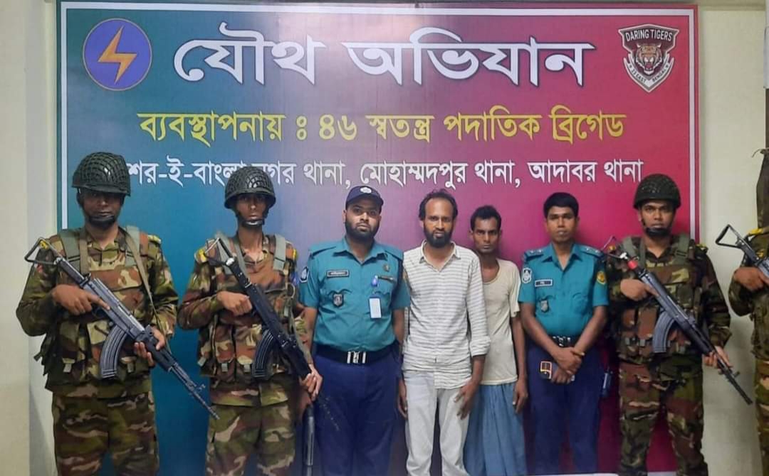 রাজধানীর মোহাম্মদপুর এলাকা থেকে সেনাবাহিনীর অভিযানে কিশোর গ্যাং এর২২ জন সদস্য গ্রেফতার