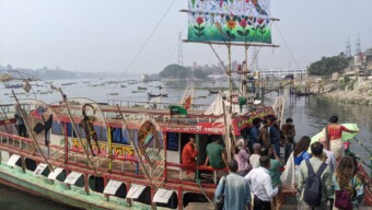 শিল্পকর্মে উঠে এল বুড়িগঙ্গা পাড়ের জীবনগঙ্গাবুড়ি নৌকা প্রদর্শনী জাতীয় ঐতিহ্য সংরক্ষণের গুরুত্ব তুলে ধরেছে