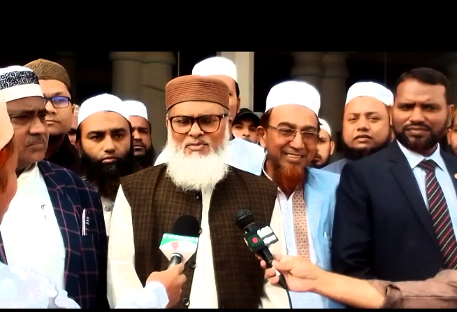 মসজিদে নববীর আদলে গড়ে তোলা হবে আন্দরকিল্লা শাহী জামে মসজিদ -ধর্ম উপদেষ্টা