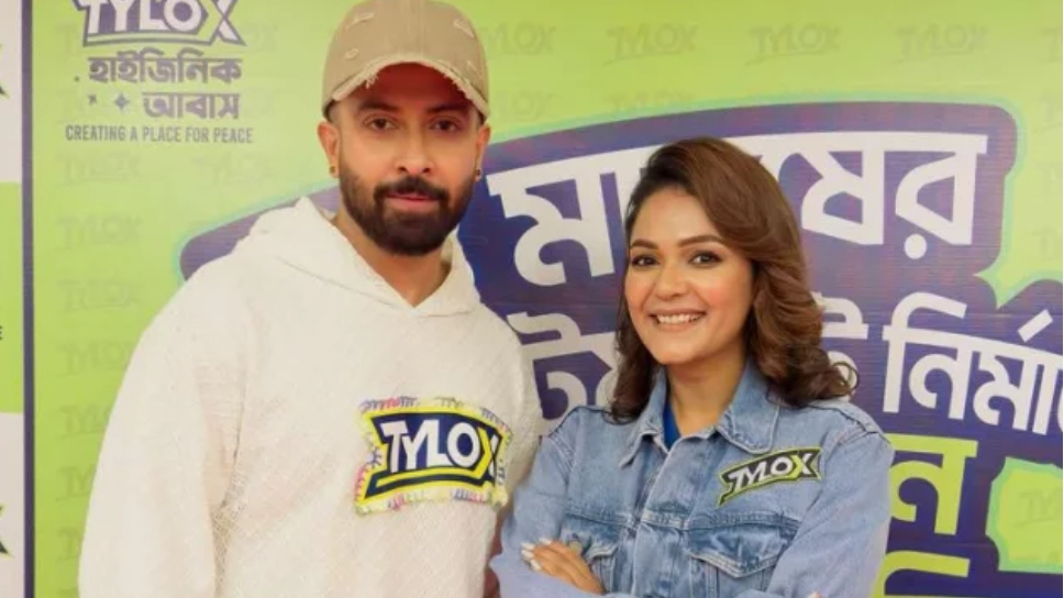 শাকিব খান এর নায়িকা হওয়ার প্রস্তাব পেলেন মৌ!