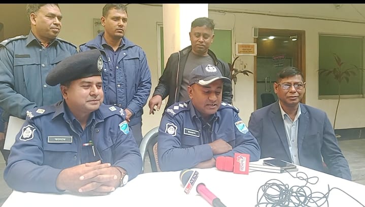 কালিহাতীতে ডাকাতির প্রস্তুতিকালে ট্রাকসহ ৬ ডাকাত গ্রেফতার