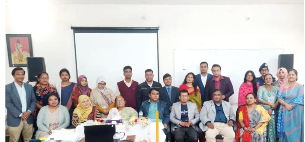 সাভারে নারী-পুরুষের বৈষম্য দূরীকরণে একে অপরকে সহযোগিতা শীর্ষক কর্মশালা অনুষ্ঠিত
