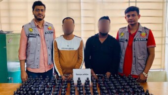 ১৩০ বোতল ফেনসিডিলসহ পেশাদার চিহ্নিত মাদক কারবারি তাইজুল ও রেদোয়ানকে গ্রেফতার করেছে ডিবি