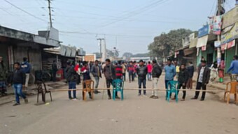 মহাসচিবের আশ্বাসে‌ সম্মেলন স্থগিতের প্রতিবাদে বিএনপির হরতাল, অর্ধবেলা পর প্রত্যাহার
