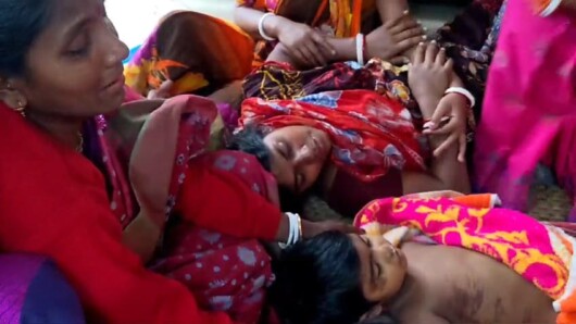 পটুয়াখালী জেলা গলাচিপায় আঁটো চালকের অসর্তকতা ও একটি ভুলে পরিবার হারিয়েছে শিশু পুত্র দিগন্তকে
