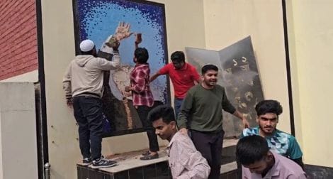 নরসিংদী আদালত প্রাঙ্গনে ম্যুরাল ভাংচুর,গ্রেপ্তারকৃত ছাত্রলীগ নেতাদের ওপর হামলা