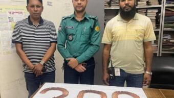চায়নিজ রাইফেলের ৩০০ রাউন্ড গুলি উদ্ধার করেছে পল্লবী থানা পুলিশ