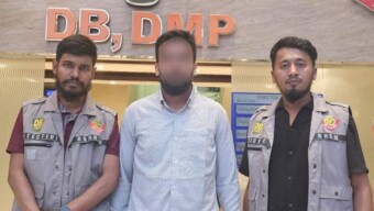 শ্যামলী স্কয়ার এলাকায় নারীদের প্রতি সহিংসতাকারী রাসেলকে গ্রেফতার করেছে ডিবি