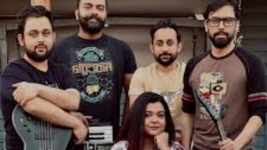 অপার্থিব ব্যান্ডের প্রথম অ্যালবাম ‘আবছা নীল কণা’ মুক্তি পাচ্ছে আগামী ২৮ মার্চ