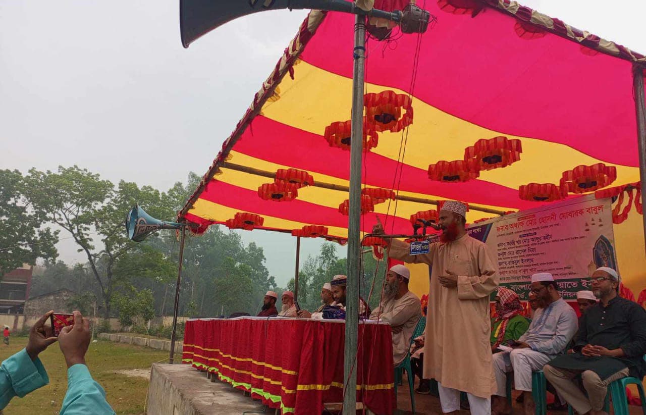 টাঙ্গাইল ঘাটাইলে সিংগুরিয়া স্কুল মাঠে জামায়াতের বিশাল ইফতার মাহফিল অনুষ্ঠিত