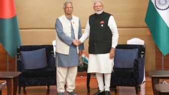 ভারতের প্রধানমন্ত্রী নরেন্দ্র মোদি ব্যাংককে বিমসটেক শীর্ষ সম্মেলনের প্রান্তে বাংলাদেশের প্রধান উপদেষ্টার সাথে দেখা করেছেন