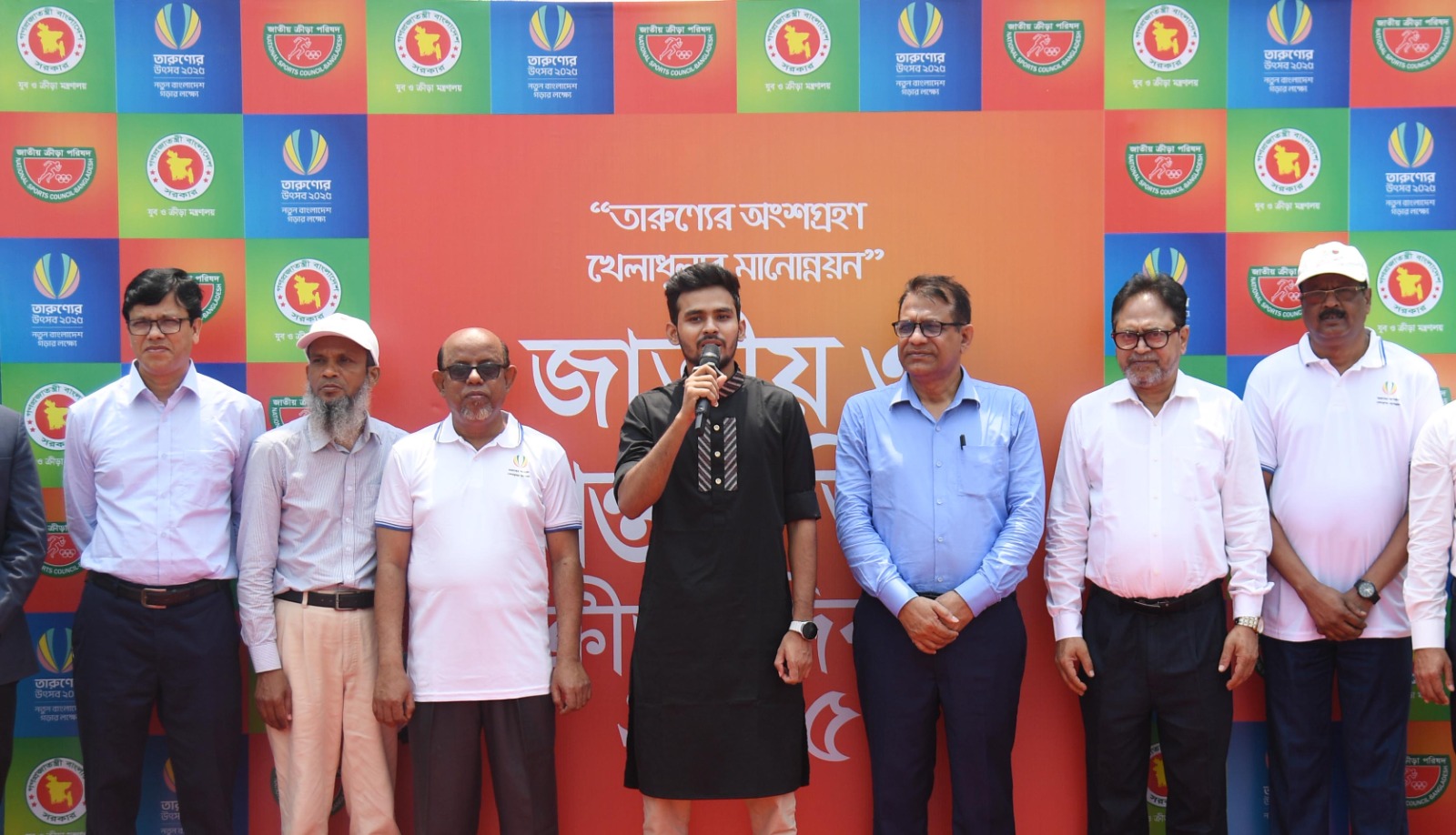 আরব আমিরাতের সহযোগিতায় ৮ বিভাগে হবে ৮ টি স্পোর্টস হাব: যুব ও ক্রীড়া উপদেষ্টা