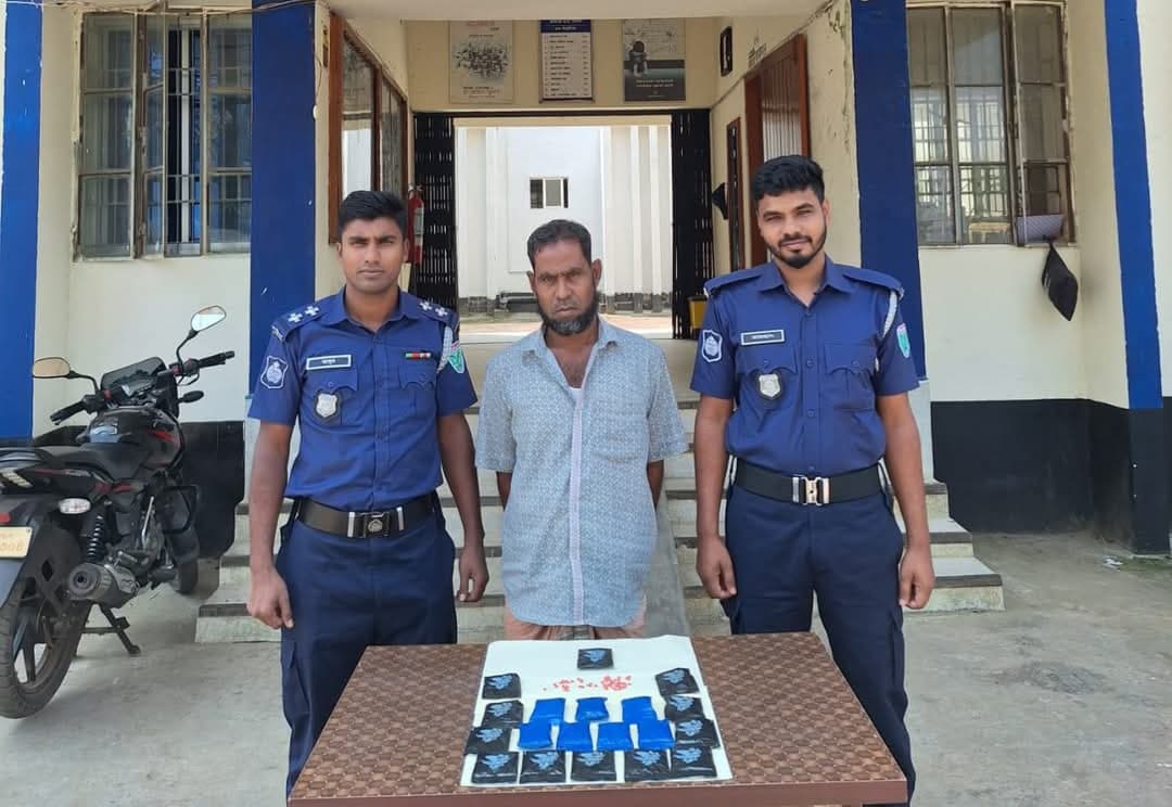সিলেটের জকিগঞ্জ থানা পুলিশের অভিযানে ৩ হাজার ৮০০ পিস ইয়াবাসহ গ্রেফতার ০১