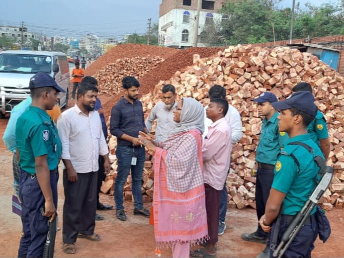 দূষণবিরোধী বিশেষ অভিযান: ২৪ কোটির বেশি টাকা জরিমানা আদায় এবং ৬৪৮ টি ইটভাটা বন্ধ