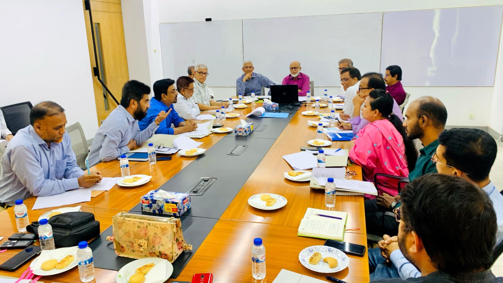 বাংলাদেশ ইউনিভার্সিটির ২৮তম একাডেমিক কাউন্সিলের সভা অনুষ্ঠিত।