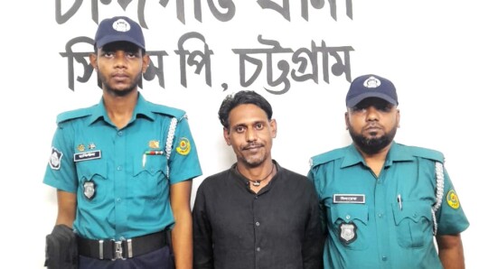 সিএমপি’র চান্দগাঁও থানার অভিযানে চাঁদাবাজির মূলহোতা গ্রেফতার