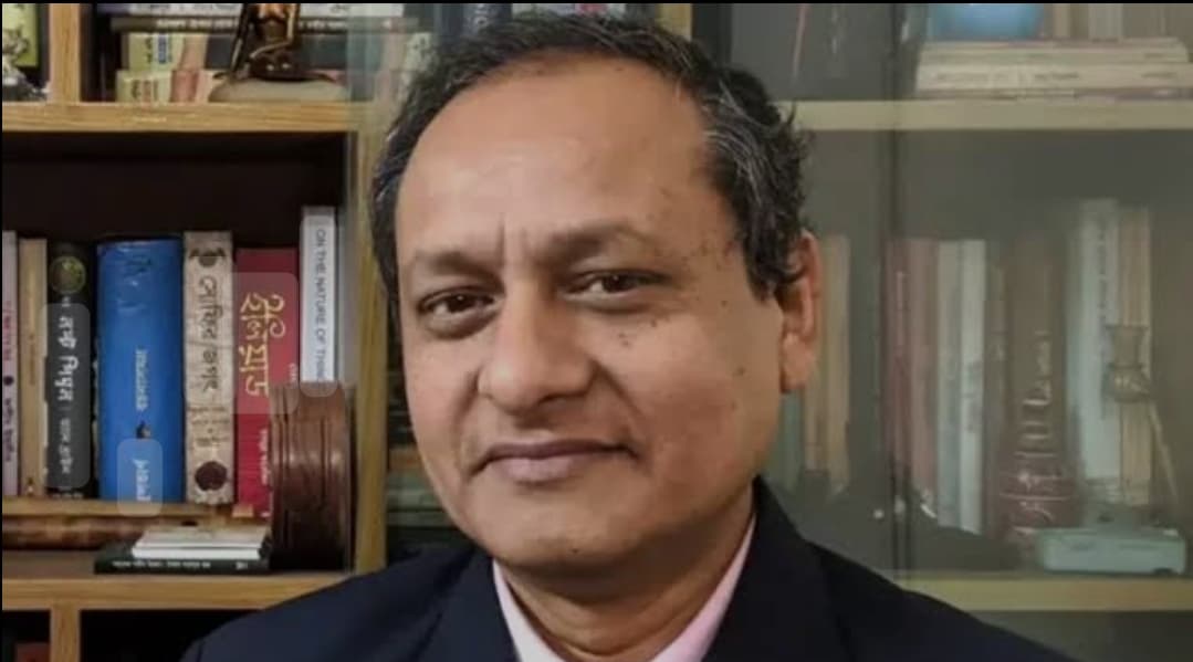 আমাদের মাথায় যেন সবসময় এটা থাকে-মূল শিক্ষার প্রসঙ্গ হচ্ছে ছাত্র-শিক্ষক‌-প্রাথমিক ও গণশিক্ষা উপদেষ্টা