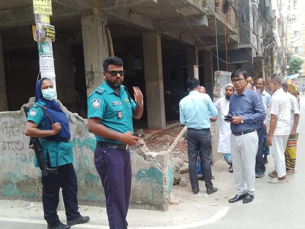 দূষণরোধী অভিযানে ২৪ কোটি ৬১ লক্ষ টাকা জরিমানা, ৬৭০ টি অবৈধ ইটভাটা বন্ধ এবং ১ লক্ষ ৮৭ হাজার কেজি পলিথিন জব্দ।