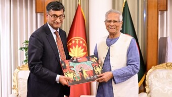 প্রধান উপদেষ্টা কানাডার ইন্দো-প্যাসিফিক বাণিজ্য প্রতিনিধির সাথে বৈঠকের সময় আরও শক্তিশালী বিনিয়োগের সম্পর্কের আহ্বান জানান