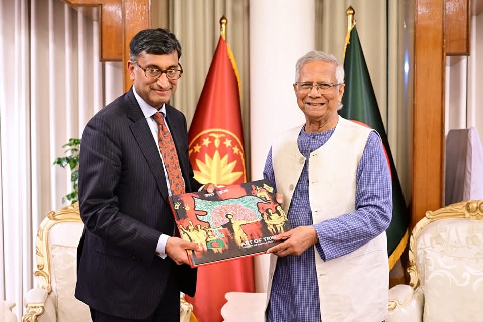 প্রধান উপদেষ্টা কানাডার ইন্দো-প্যাসিফিক বাণিজ্য প্রতিনিধির সাথে বৈঠকের সময় আরও শক্তিশালী বিনিয়োগের সম্পর্কের আহ্বান জানান