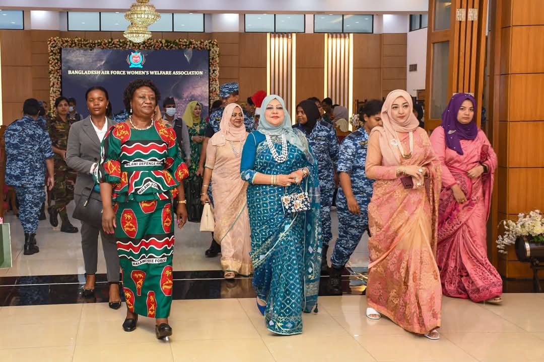 মালাউই প্রতিরক্ষা বাহিনী এর ঊর্ধতন কর্মকর্তা – পত্নীগণ পত্নীগণ বাফওয়া পরিদর্শন পরিদর্শন