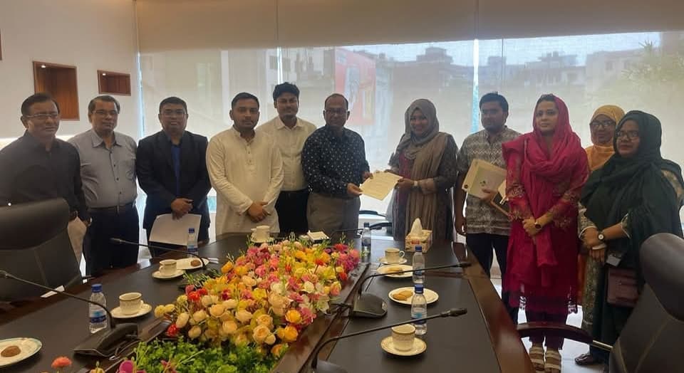 দূষিত ও জীবানু যুক্ত পানি বন্ধে এবি পার্টির স্মারকলিপি প্রদান