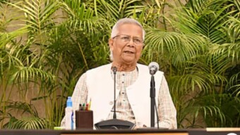 দায়িত্ব পালন অসম্ভব করে তুললে জনগণকে সঙ্গে নিয়ে সিদ্ধান্ত নেবে সরকার