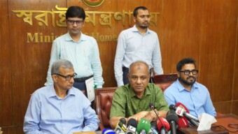 ১২ ঘন্টার মধ্যে কোরবানির বর্জ্য অপসারণ করা হবে- স্বরাষ্ট্র উপদেষ্টা