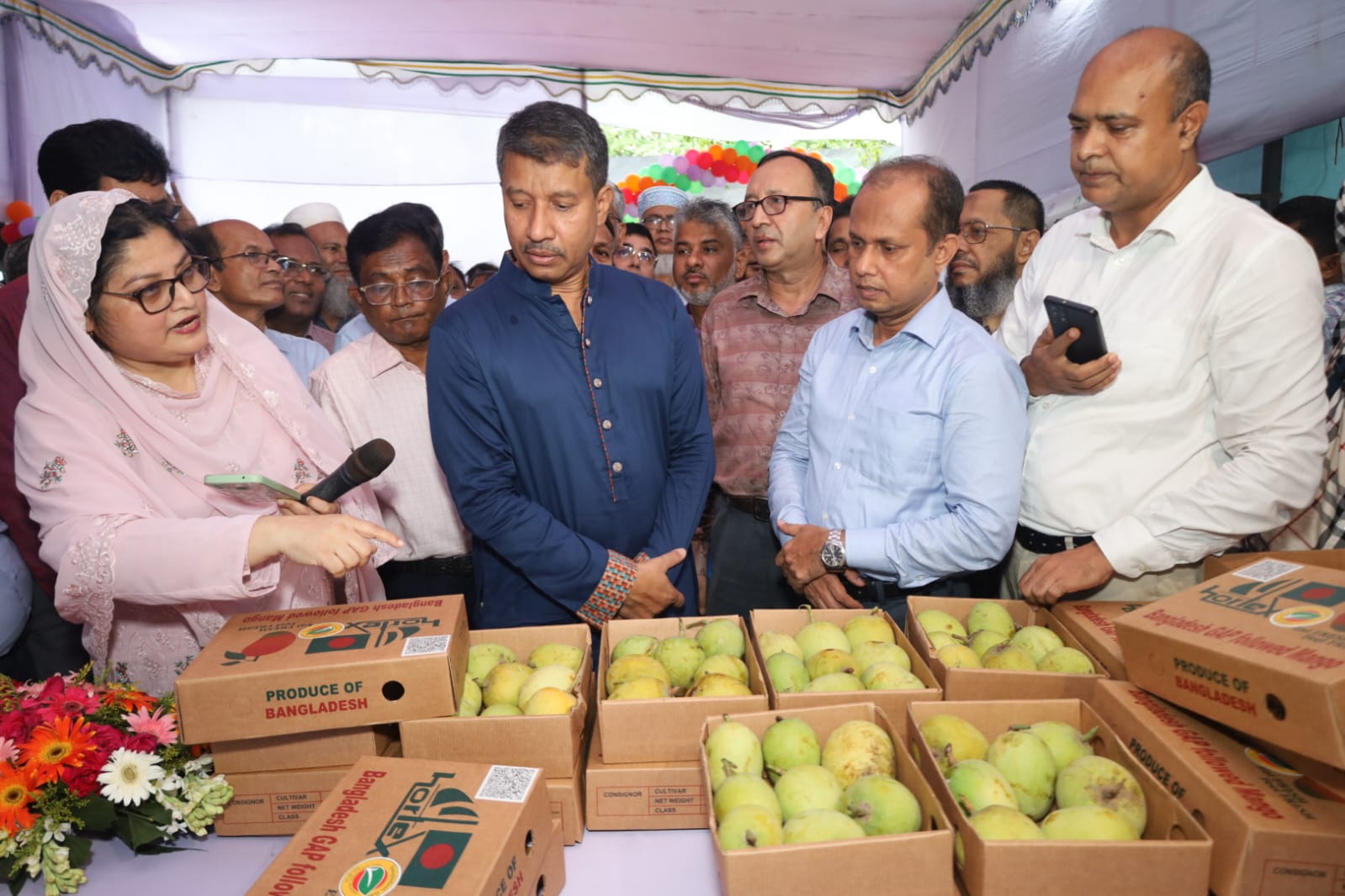 আম উৎপাদনে উত্তম কৃষি চর্চা সারা দেশে ছড়িয়ে দিতে হবে- কৃষি সচিব