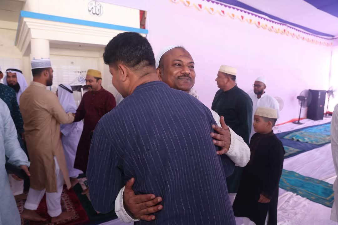 চট্টগ্রাম মেট্রোপলিটন পুলিশ লাইন্স মাঠে পবিত্র ঈদ- উল-আযহার নামাজ অনুষ্ঠিত