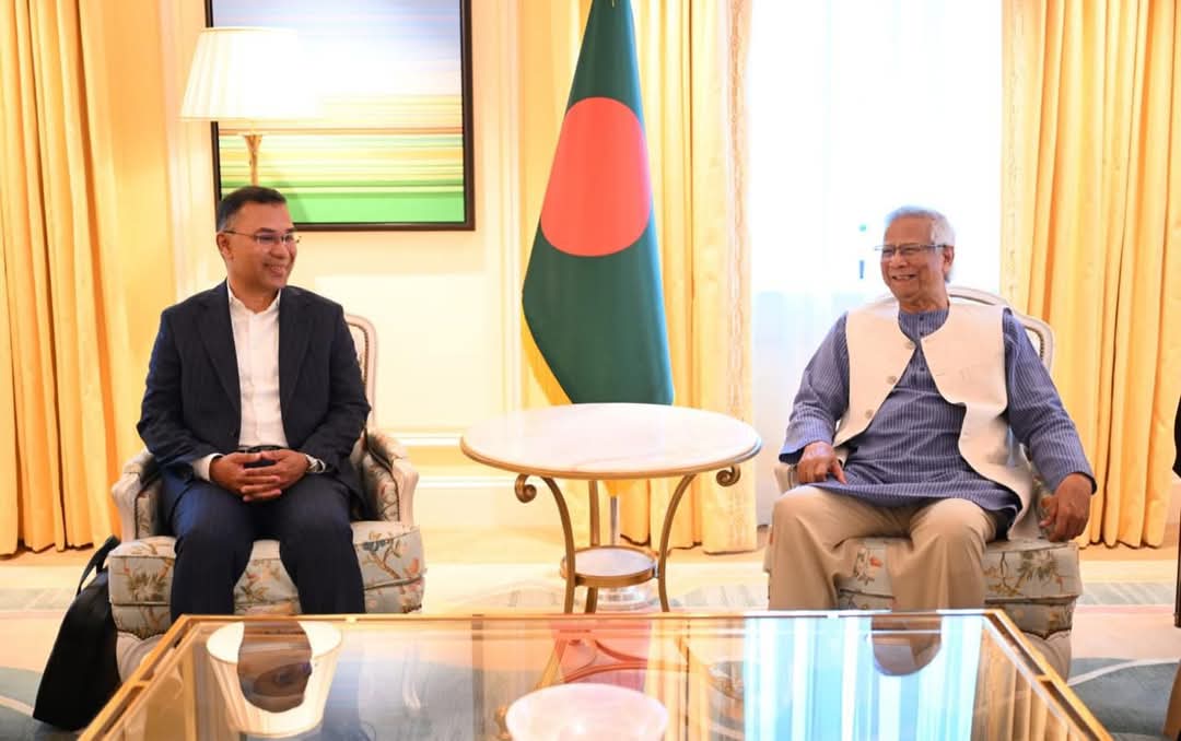 প্রধান উপদেষ্টা প্রফেসর ড. মুহাম্মদ ইউনূসের সাথে তারেক রহমান এর বৈঠক অনুষ্ঠিত হয়