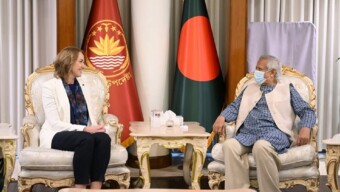 প্রধান উপদেষ্টা প্রফেসর ইউনুস ঢাকার ভিসা অপারেশন পুনরায় শুরু করার জন্য অস্ট্রেলিয়াকে ধন্যবাদ জানান