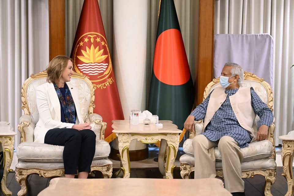 প্রধান উপদেষ্টা প্রফেসর ইউনুস ঢাকার ভিসা অপারেশন পুনরায় শুরু করার জন্য অস্ট্রেলিয়াকে ধন্যবাদ জানান