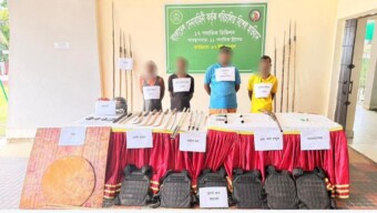 সুনামগঞ্জের দিরাই উপজেলায় যৌথ অভিযানে অস্ত্রসহ ৪ জন সন্ত্রাসী গ্রেফতার