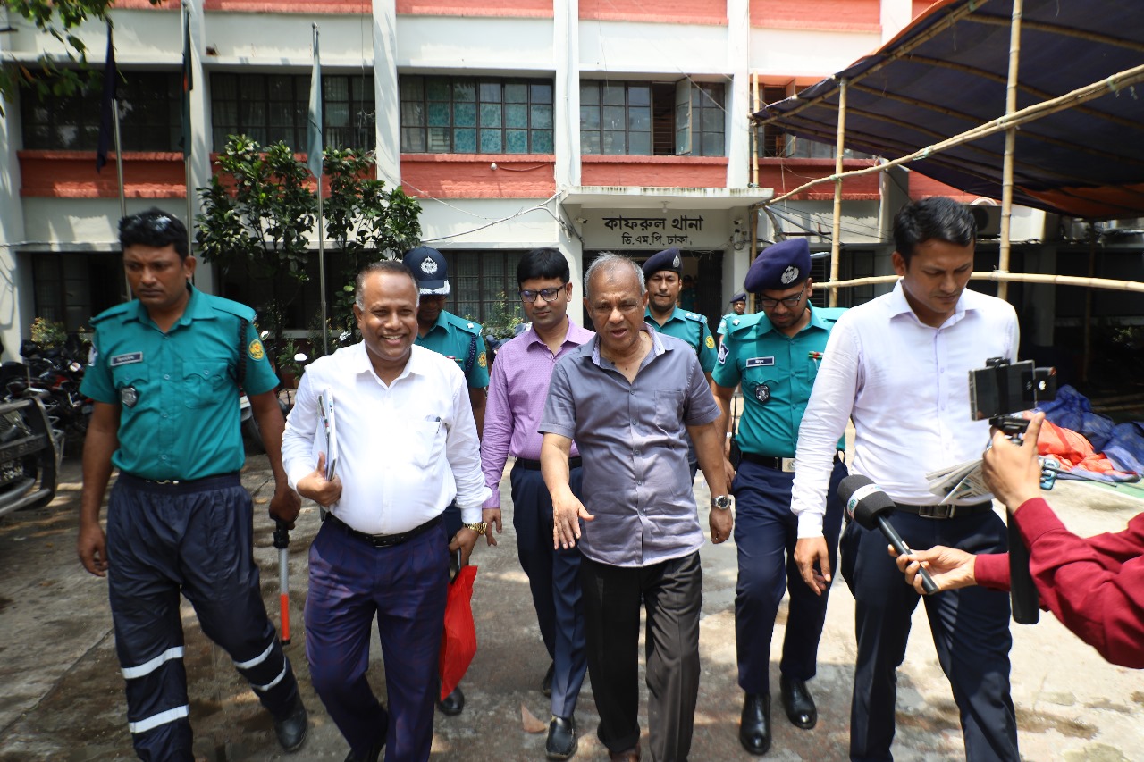 ডিসিপ্লিন মেনে চললে আইনশৃঙ্খলা পরিস্থিতি ও যানজট উভয়ই নিয়ন্ত্রণে থাকবে- স্বরাষ্ট্র উপদেষ্টা