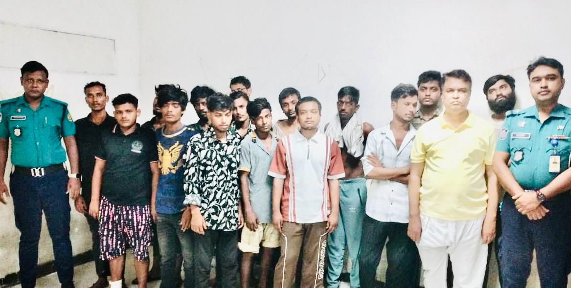 বিশেষ অভিযানে পাঠালি গ্রুপের দুই শীর্ষ সন্ত্রাসী ইয়াসিন ও শরীফসহ বিভিন্ন অপরাধে জড়িত ১৬ জনকে গ্রেফতার করেছে মোহাম্মদপুর থানা পুলিশ