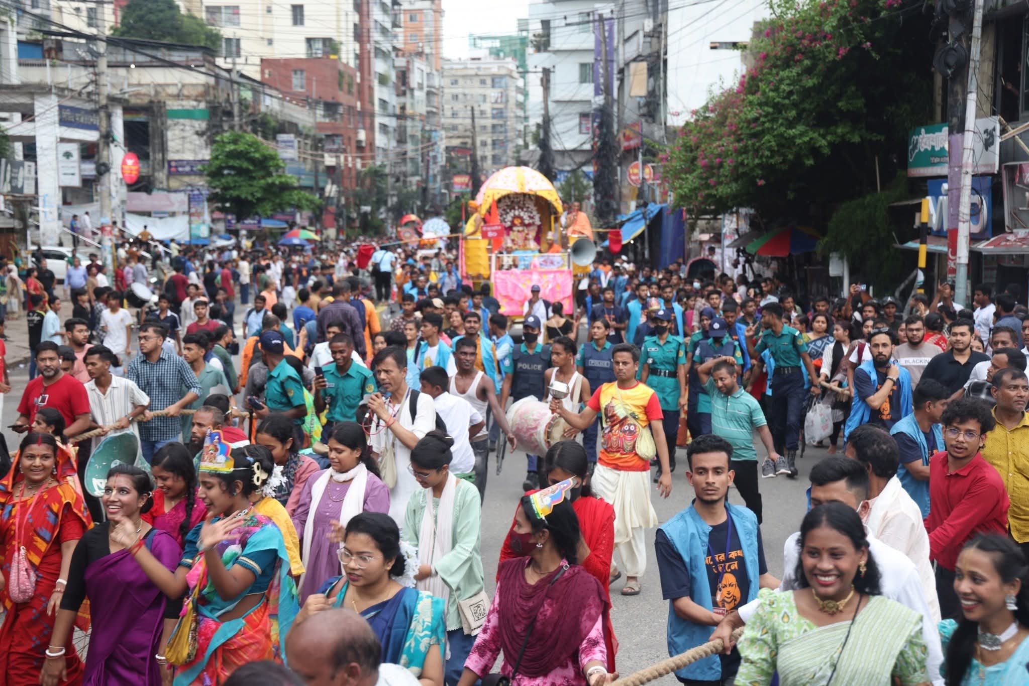 সিএমপি’র বিশেষ নিরাপত্তা পরিকল্পনায় সম্পন্ন হলো বর্ণাঢ্য শ্রীশ্রী জগন্নাথদেবের উল্টো রথযাত্রা
