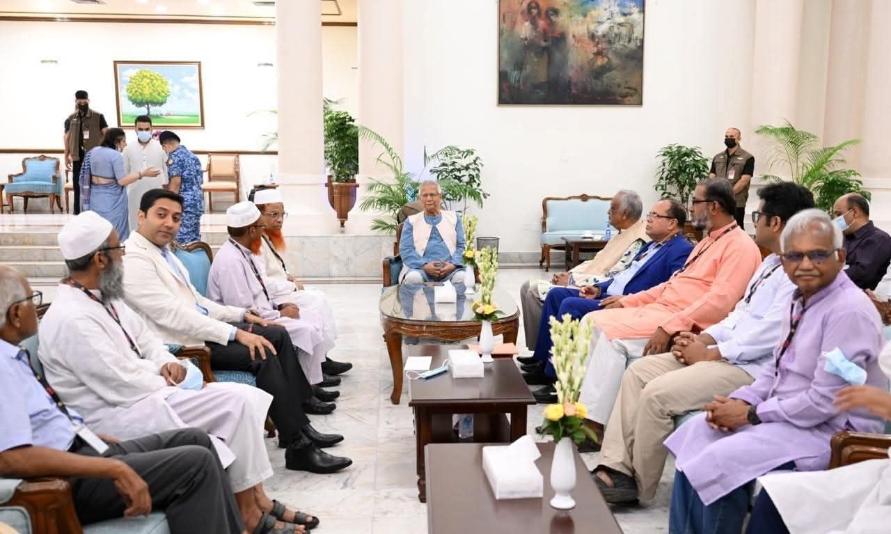 নির্বাচন ভন্ডুল করারা অপচেষ্টাকে রুখে দিতে সবাইকে ঐক্যবদ্ধ থাকার আহ্বান প্রধান উপদেষ্টার
