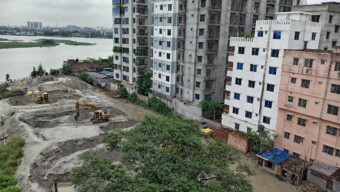 রাজধানীর মোহাম্মদপুরে ঢাকা উদ্যান; তুরাগ নদীর তীরে অবস্থিত মধ্যবিত্ত ও নিম্ন মধ্যবিত্তদের আবাসনের জন্য উপযুক্ত জায়গা। এখানে লাখো লোকের বসবাস