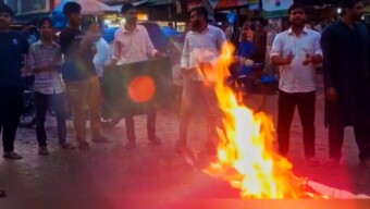 গাড়িবহরে হামলার প্রতিবাদে জয়পুরহাটে এনসিপির বিক্ষোভ মিছিল ও সমাবেশ