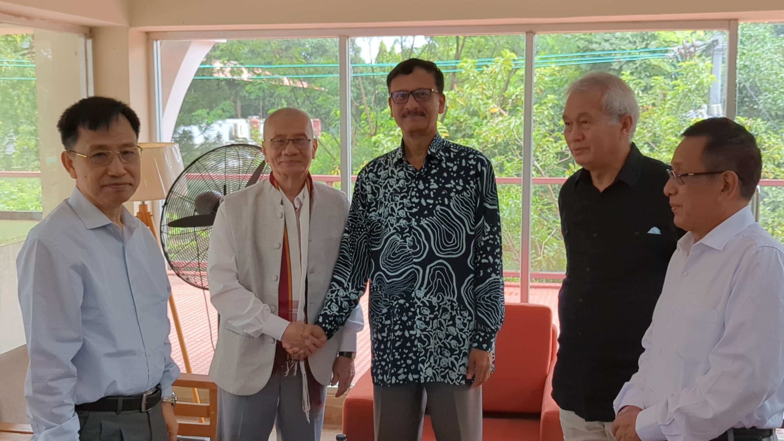 পার্বত্য চট্টগ্রামের জনগণের শান্তি, নিরাপত্তা এবং উন্নয়নের পথে একটি গুরুত্বপূর্ণ পদক্ষেপ হলো পরিবীক্ষণ কমিটির এ সভা- পার্বত্য উপদেষ্টা