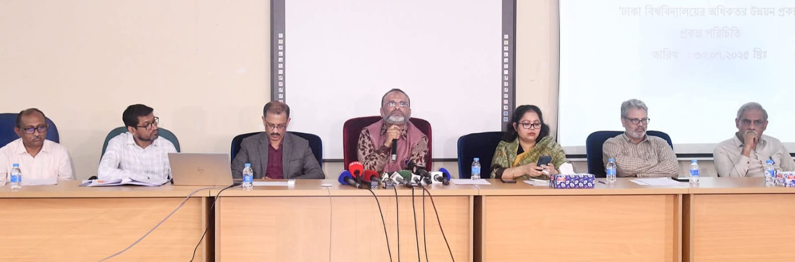 অধিকতর উন্নয়ন প্রকল্পটি আমাদের জন্যজাতির পক্ষ থেকে উপহার: ঢাবি উপাচার্য