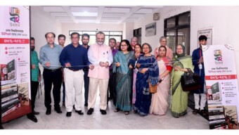 ঢাকা বিশ্ববিদ্যালয়ের উপাচার্য অধ্যাপক ড. নিয়াজ আহমদ খান প্রধান অতিথি হিসেবে আজ ২৪ আগস্ট ২০২৫ রবিবার সামাজিক বিজ্ঞান অনুষদের নীচ তলায় ইউনিভার্সিটি প্রেস লিমিটেড (ইউপিএল)-এর বই উৎসবের উদ্বোধন করেন। উদ্বোধনী অনুষ্ঠানে প্রো-ভাইস চ্যান্সেলর (প্রশাসন) অধ্যাপক ড. সায়মা হক বিদিশা, প্রো-ভাইস চ্যান্সেলর (শিক্ষা) অধ্যাপক ড. মামুন আহমেদ এবং অনুষদের ডিন অধ্যাপক ড. তৈয়েবুর রহমান উপস্থিত ছিলেন। উৎসব চলবে আগামী ৪ সেপ্টেম্বর পর্যন্ত।