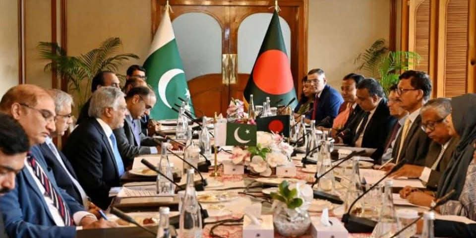 একাত্তরের অমীমাংসিত ইস্যুটি দুইবার সমাধান হয়েছে: পাকিস্তানের পররাষ্ট্রমন্ত্রী ইসহাক দার