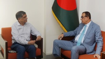 শিক্ষা উপদেষ্টার সাথে ফিলিস্তিনের রাষ্ট্রদূতের সাক্ষাৎ