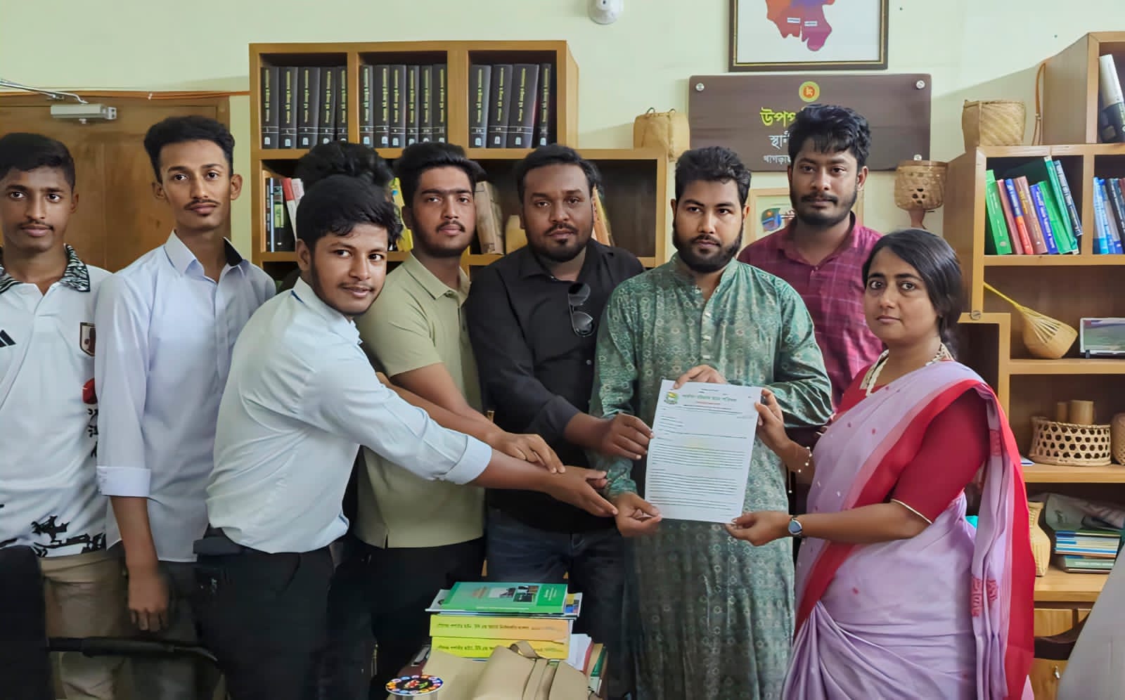 খাগড়াছড়িতে পিসিসিপির স্মারকলিপি বাজার ফান্ড জমি বন্ধক রেখে ব্যাংক ঋণ চালুর দাবি