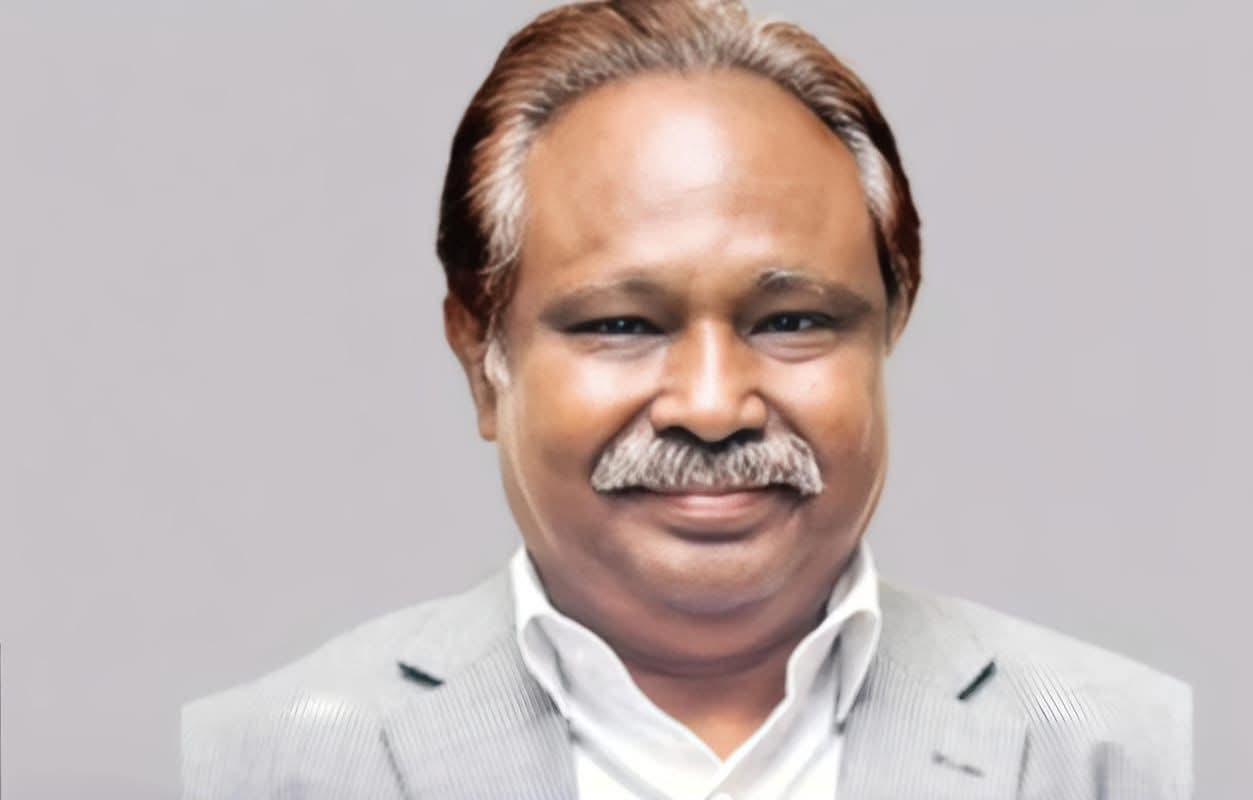 ঢাকার নবাবগঞ্জে রিসোর্টে অভিযান চালিয়ে শামসুদ্দোহারকে গ্রেপ্তার করা হয়